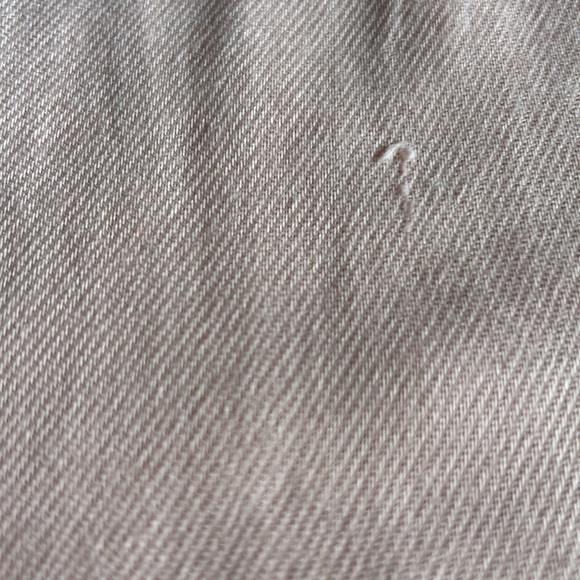 Scarf, shawl or pashmina light peach has a few imperfections - Picture 3 of 4